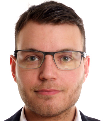IC Berlin Heinrich Von P glasses